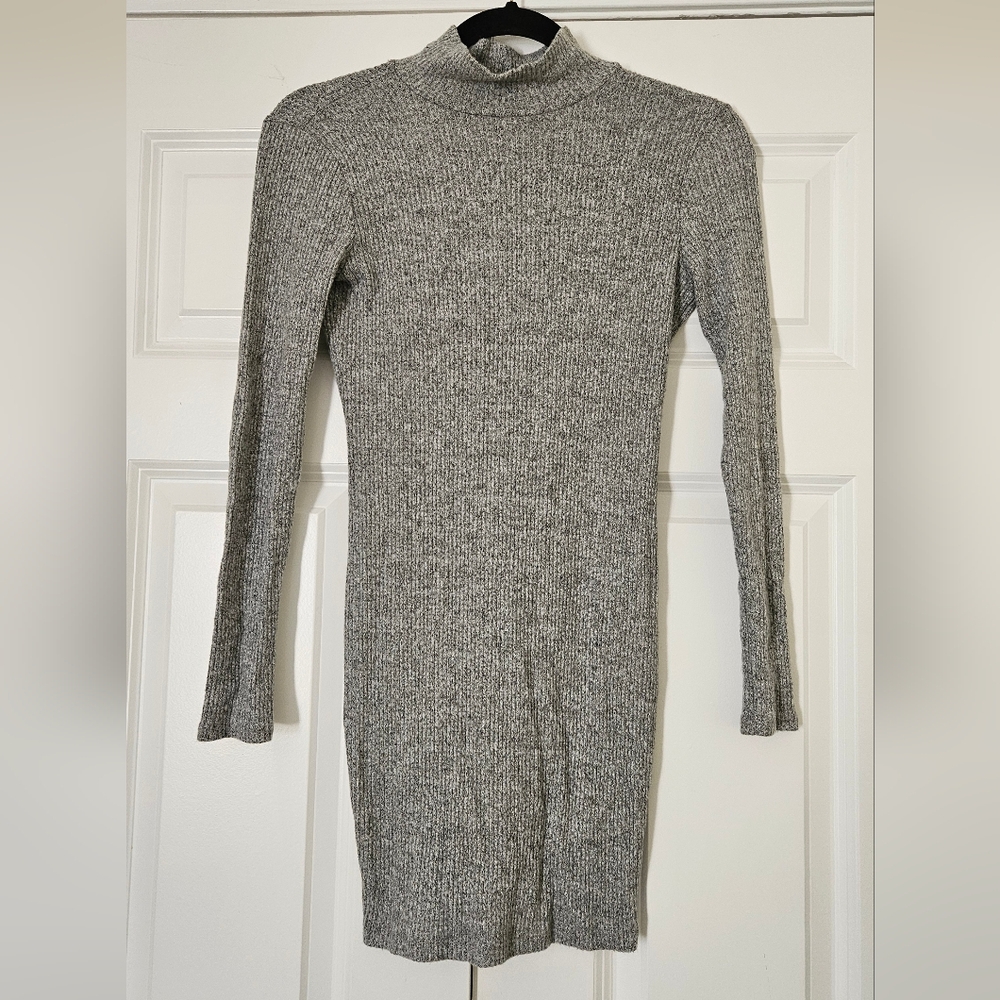 Forever 21 Charcoal Long Sleeve Dress